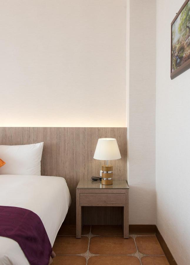 Kending Kaying Hotel Старе місто Хенчун Екстер'єр фото