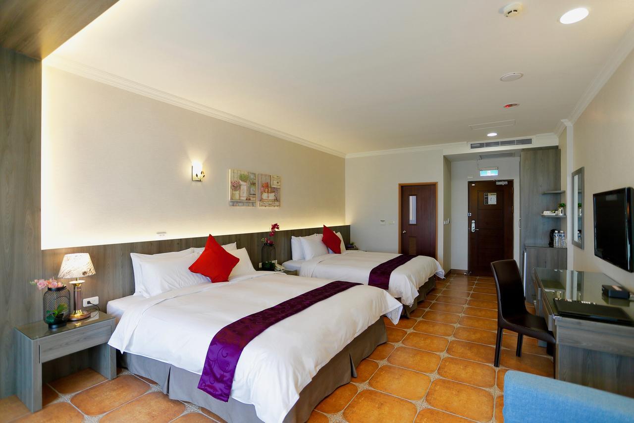 Kending Kaying Hotel Старе місто Хенчун Екстер'єр фото